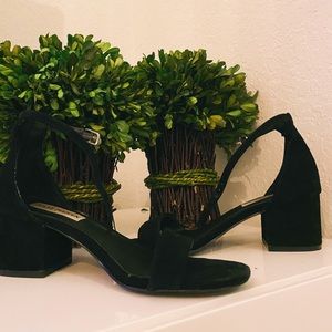 Steve Madden Black Small Heel